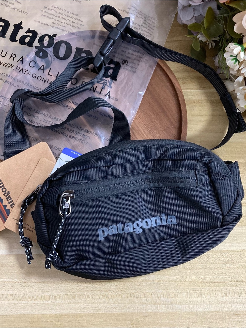 Patagonia Black Compact Waist Pack for Men